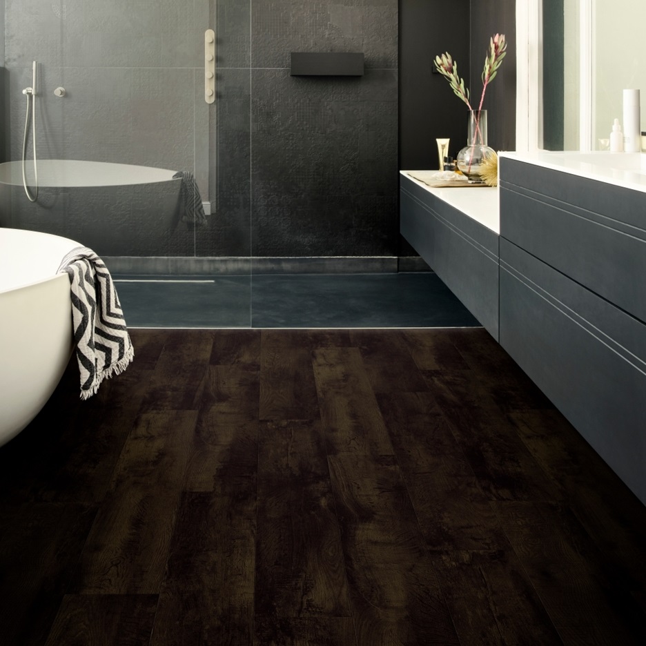  Interior Pictures of Black Country Oak 54991 from the Moduleo LayRed collection | Moduleo